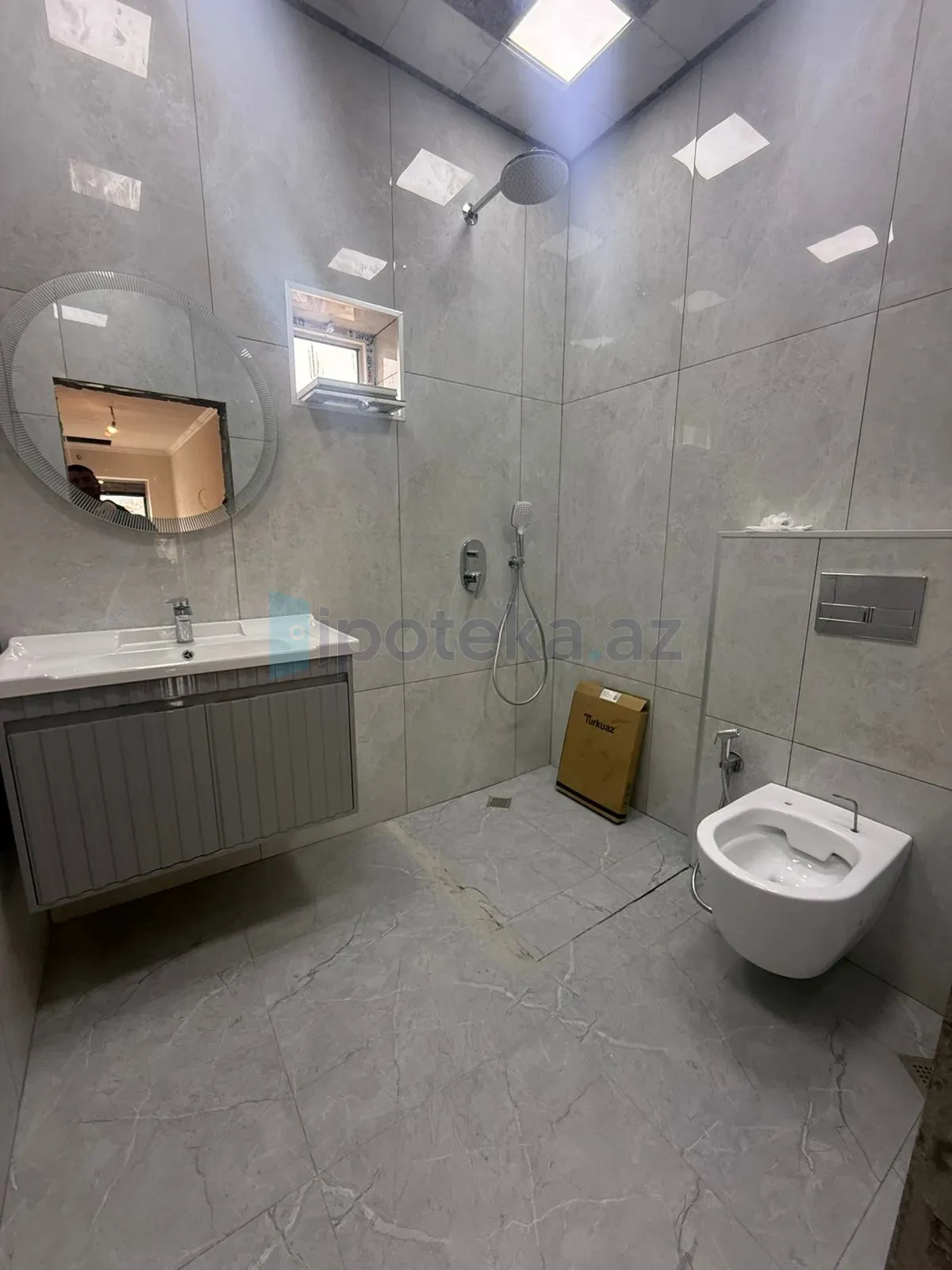 Satılır 7 otaqlı həyət evi 200 m²
