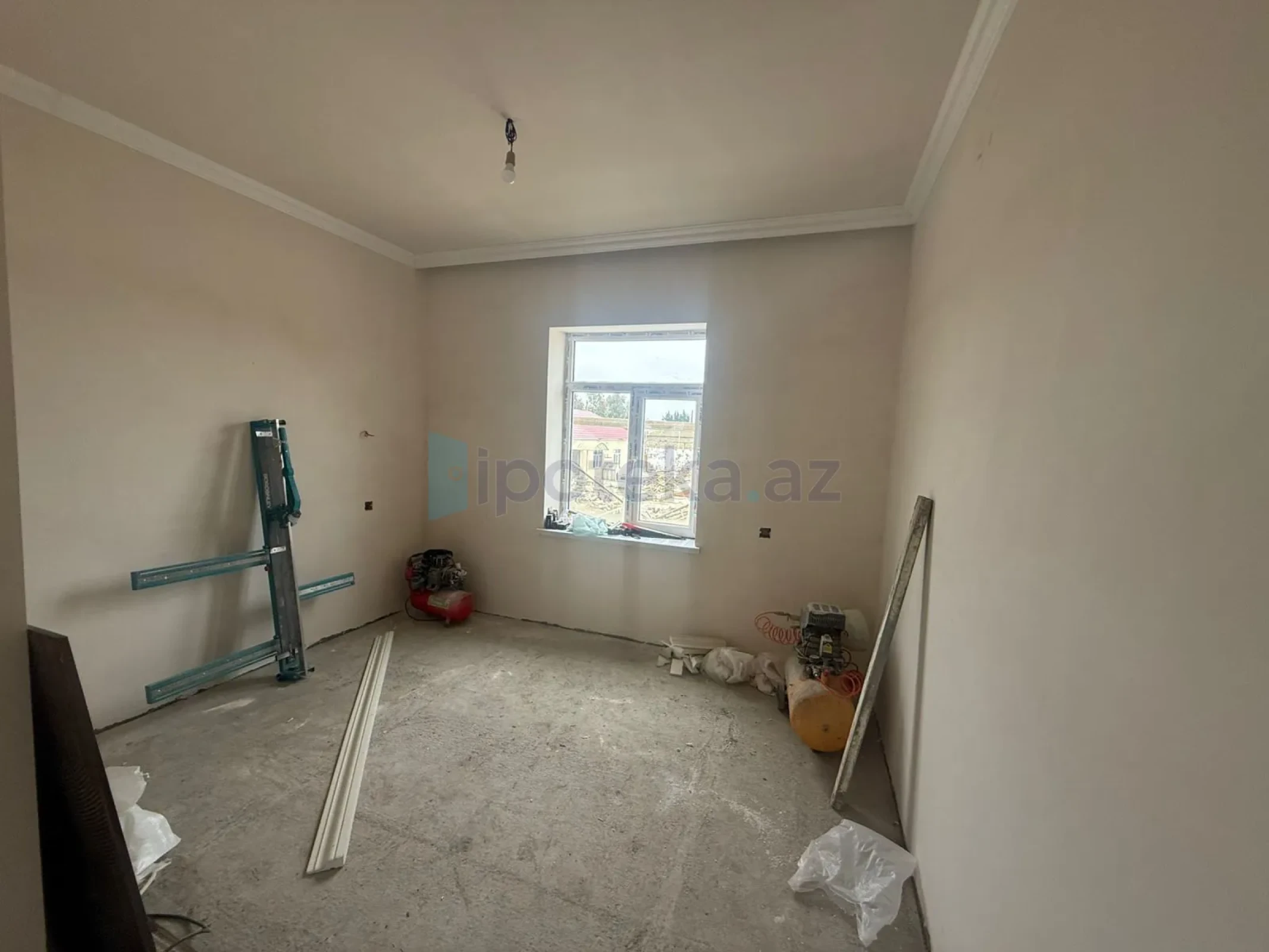 Satılır 7 otaqlı həyət evi 200 m²