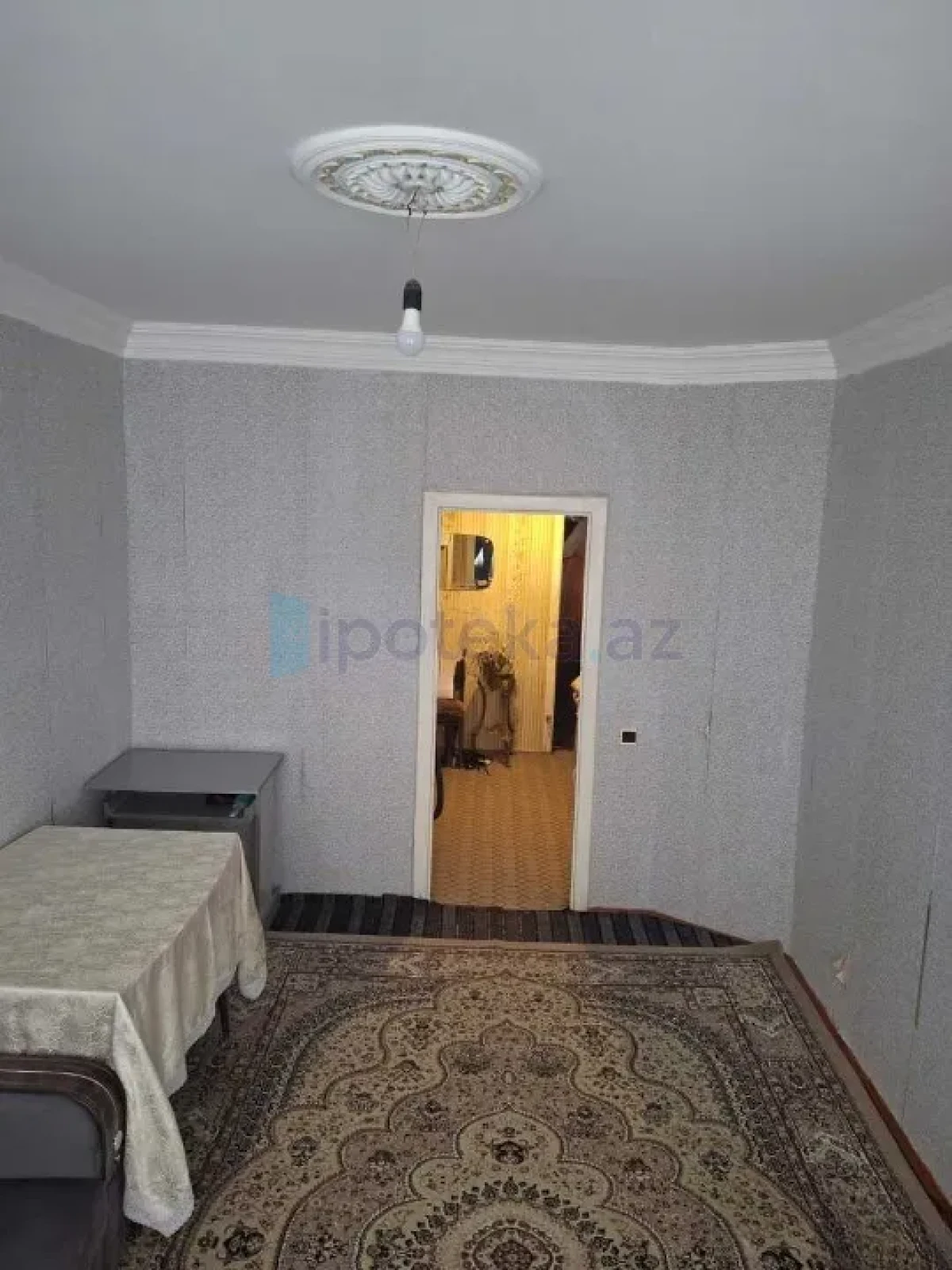 Satılır 3 otaqlı köhnə tikili 80 m²