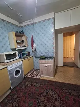 Satılır 3 otaqlı köhnə tikili 80 m²