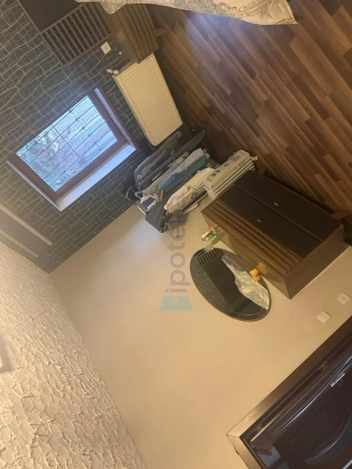Satılır 5 otaqlı həyət evi 360 m²