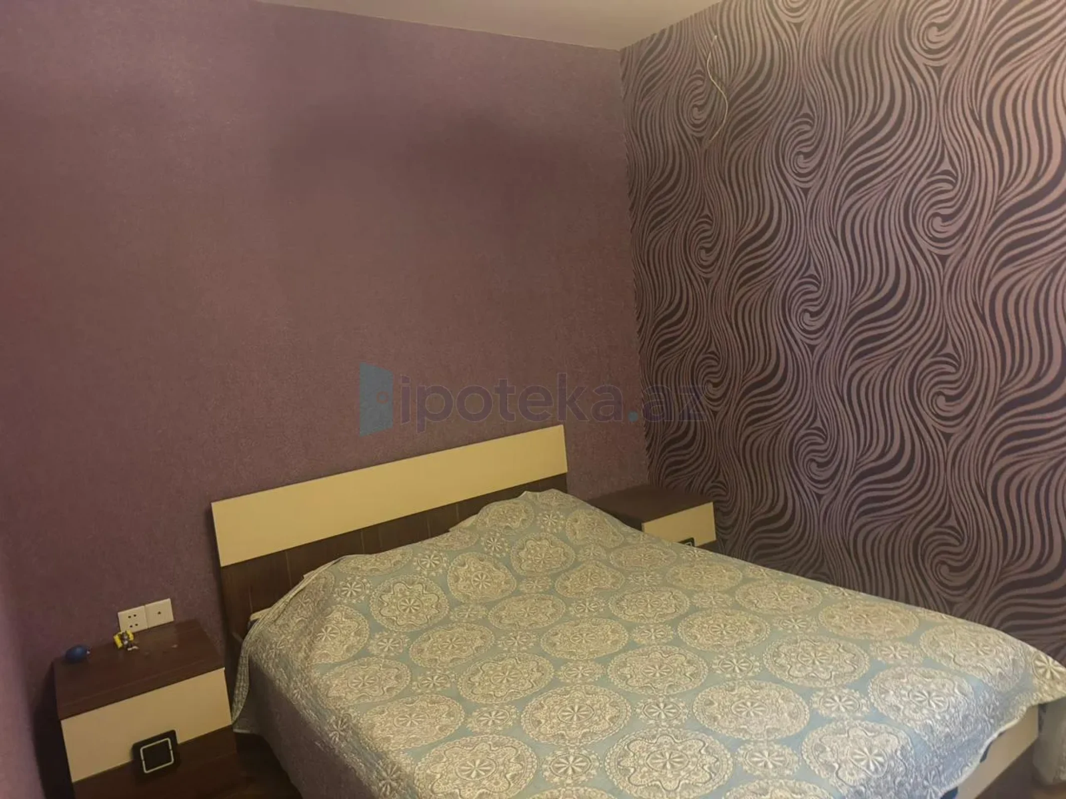 Satılır 5 otaqlı həyət evi 360 m²