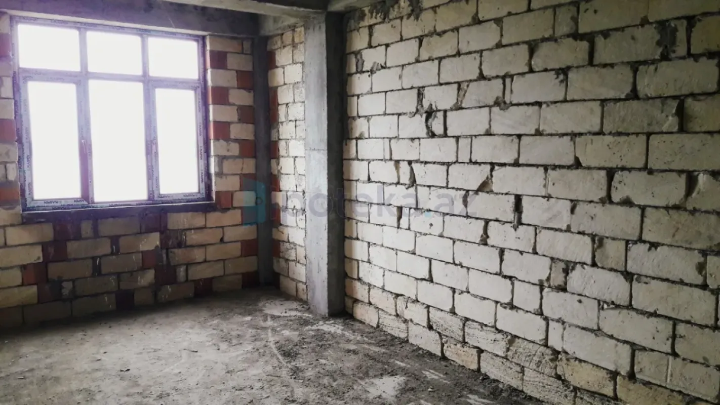 Satılır 4 otaqlı obyekt 210 m²