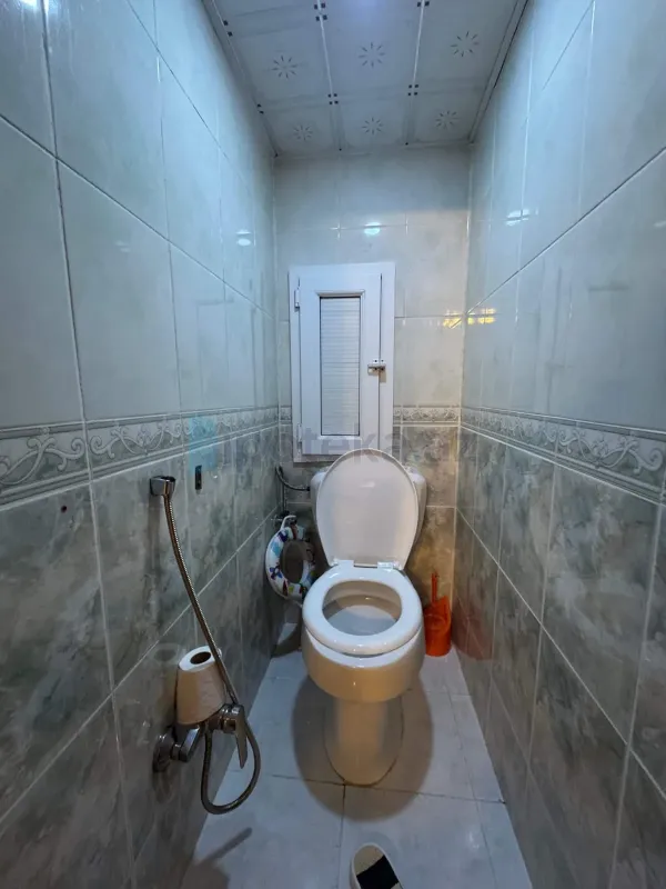 Satılır 4 otaqlı köhnə tikili 80 m²
