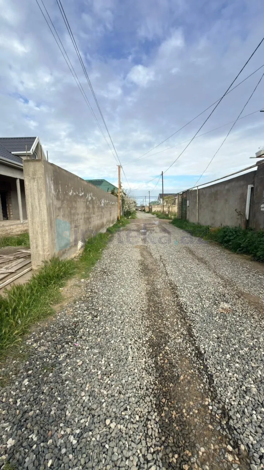 Satılır 4 otaqlı həyət evi 120 m²