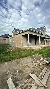 Satılır 4 otaqlı həyət evi 120 m²