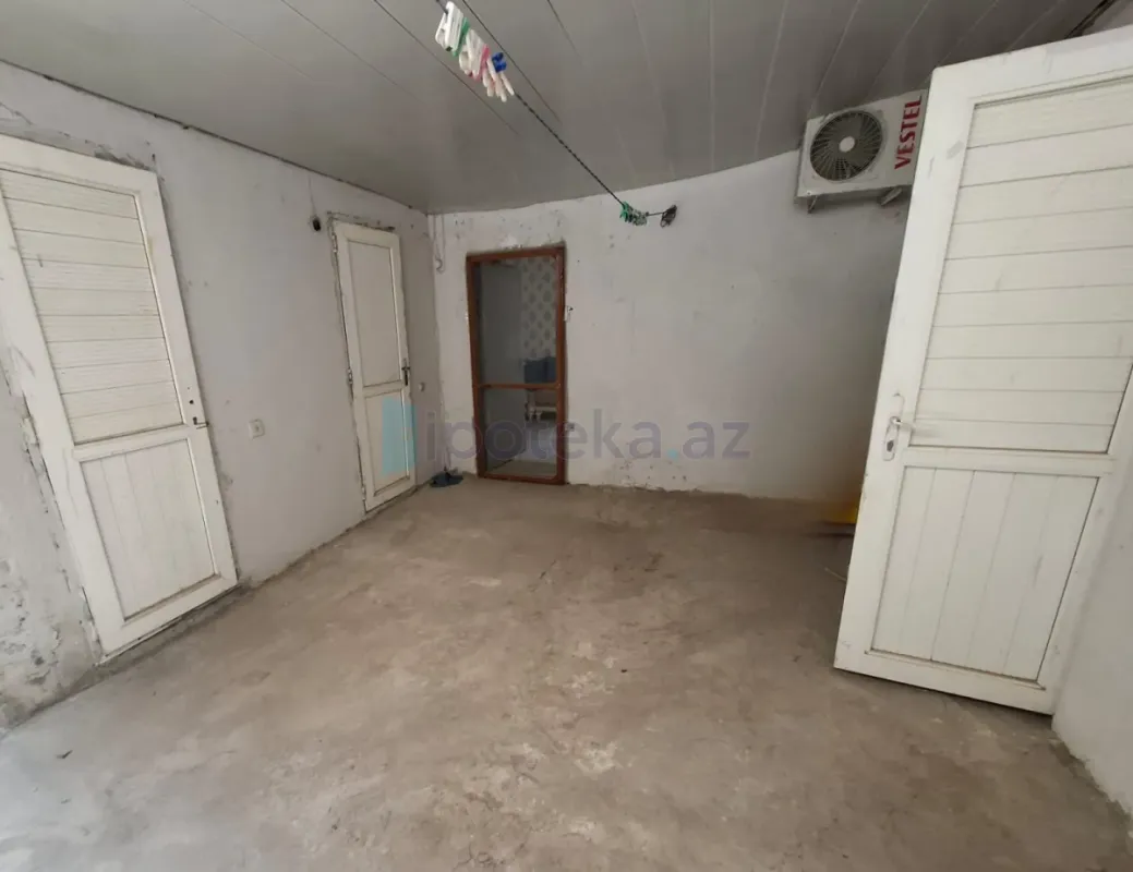 Satılır 4 otaqlı həyət evi 200 m²
