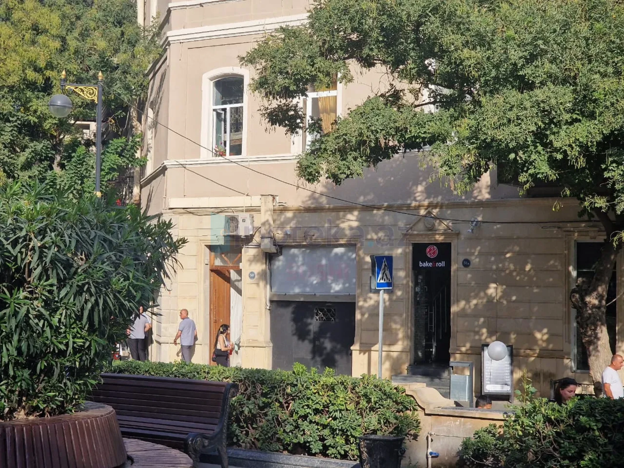 Satılır 3 otaqlı köhnə tikili 75 m²