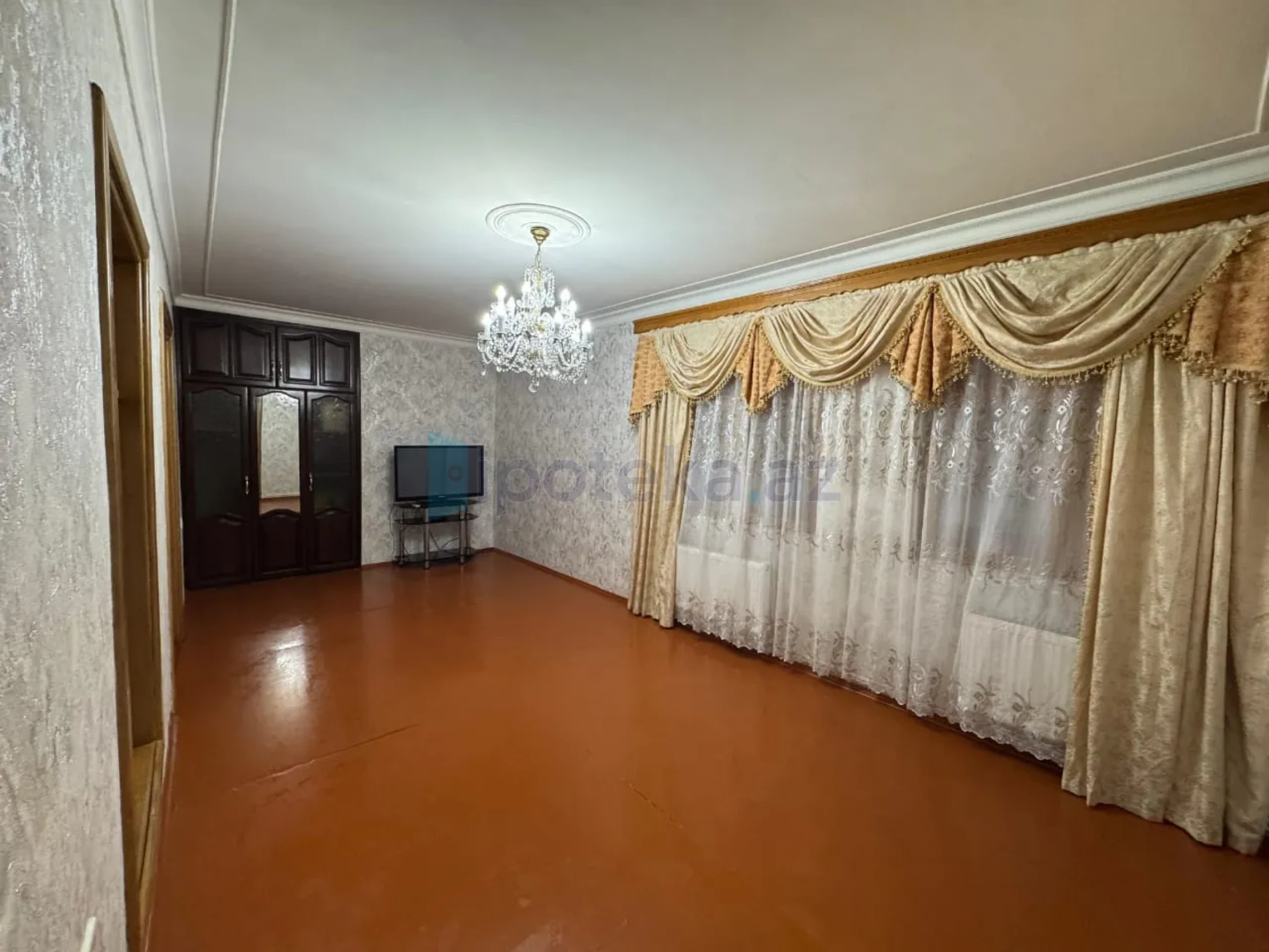 Satılır 3 otaqlı köhnə tikili 65 m²