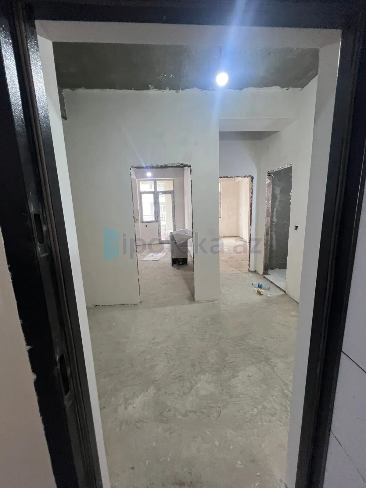 Satılır 2 otaqlı yeni tikili 83 m²