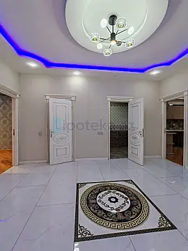 Satılır 3 otaqlı yeni tikili 135 m²