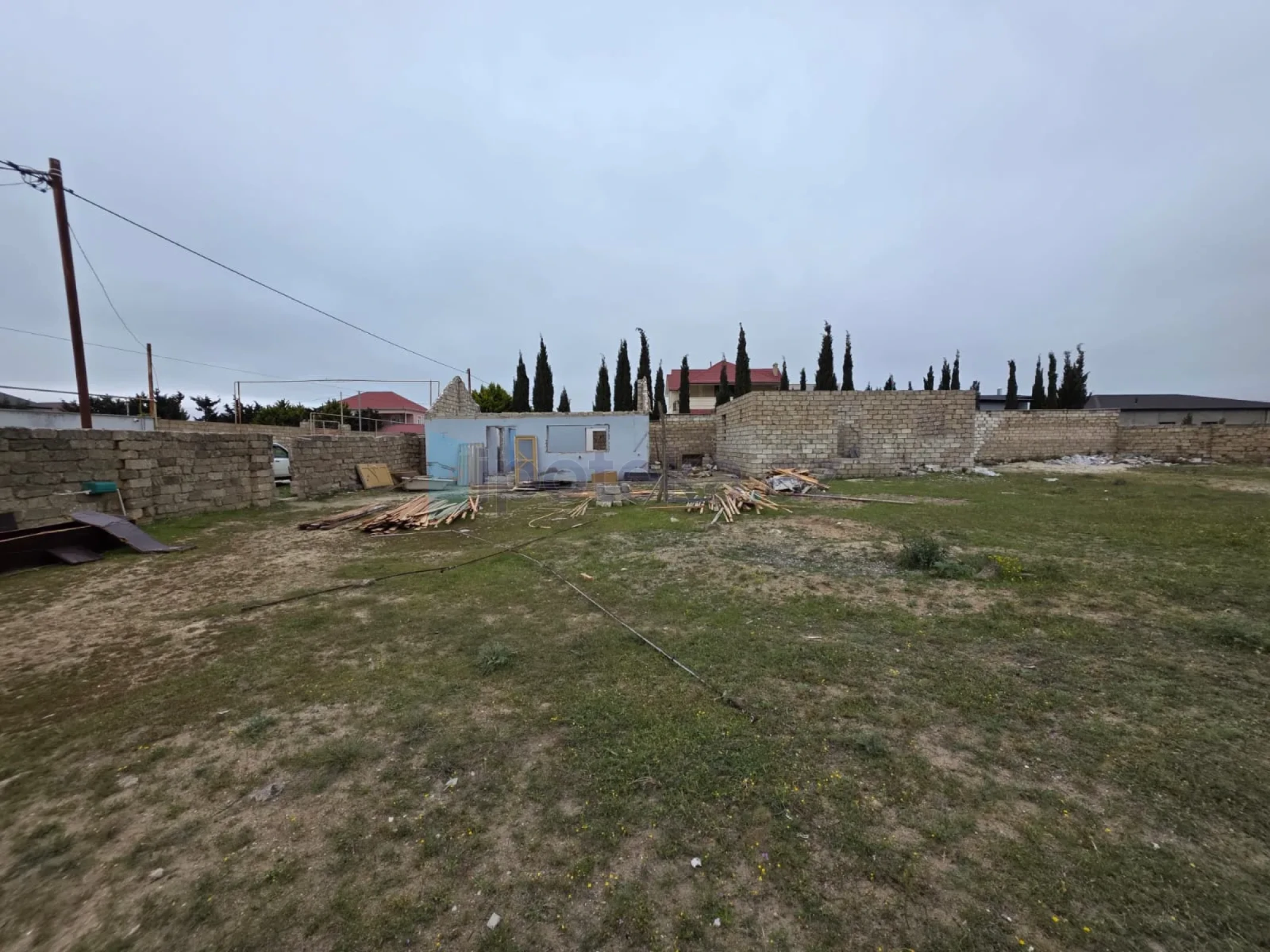 Satılır torpaq sahəsi 6 m²