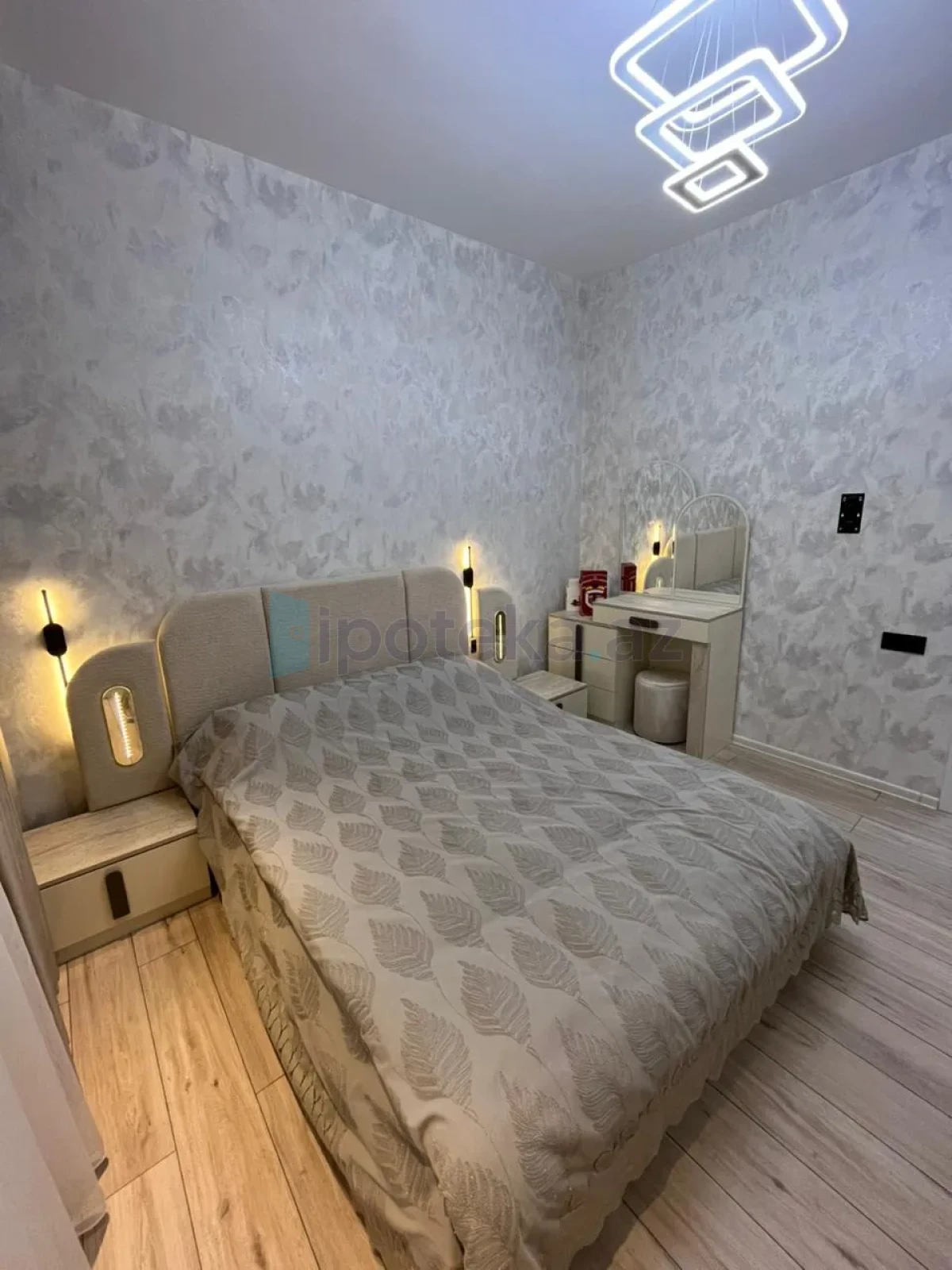 Satılır 3 otaqlı mənzil 80 m²