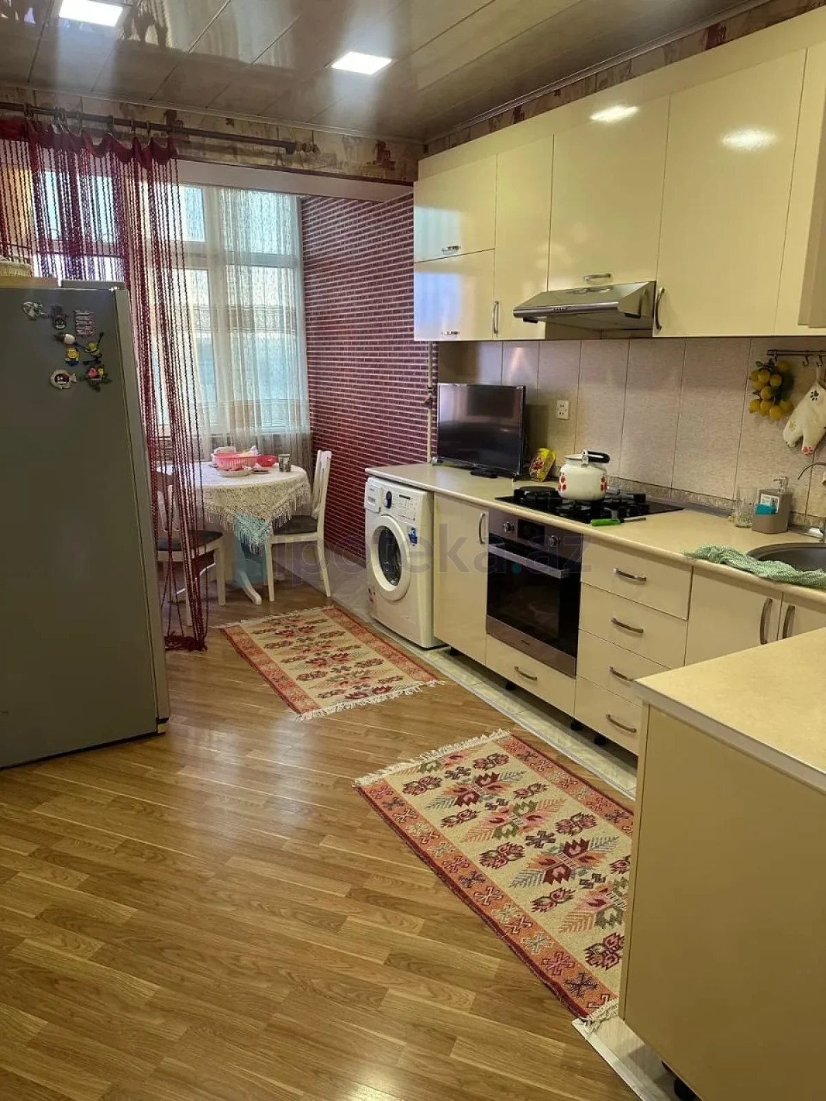 Satılır 3 otaqlı yeni tikili 98 m²