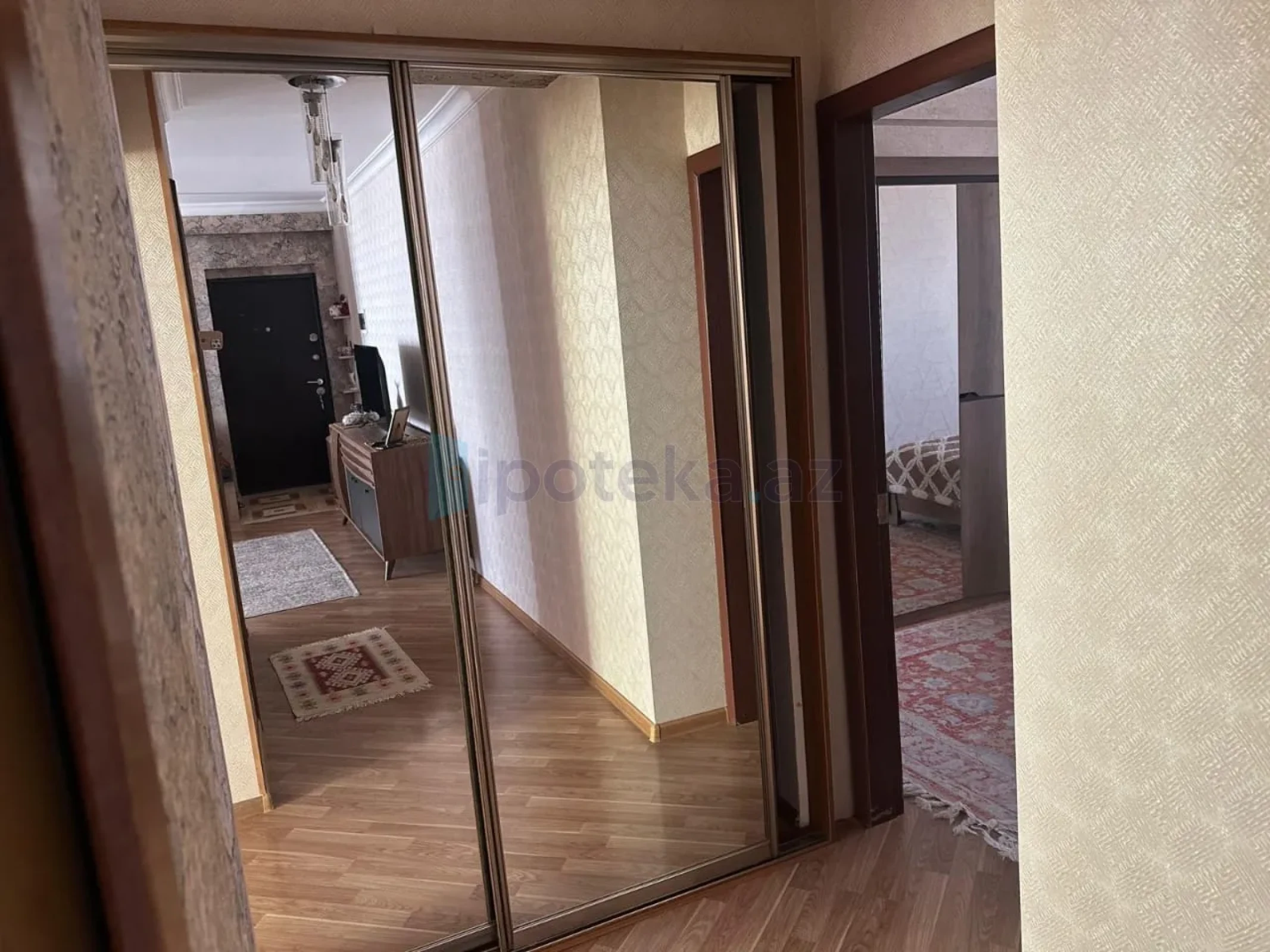 Satılır 3 otaqlı yeni tikili 98 m²