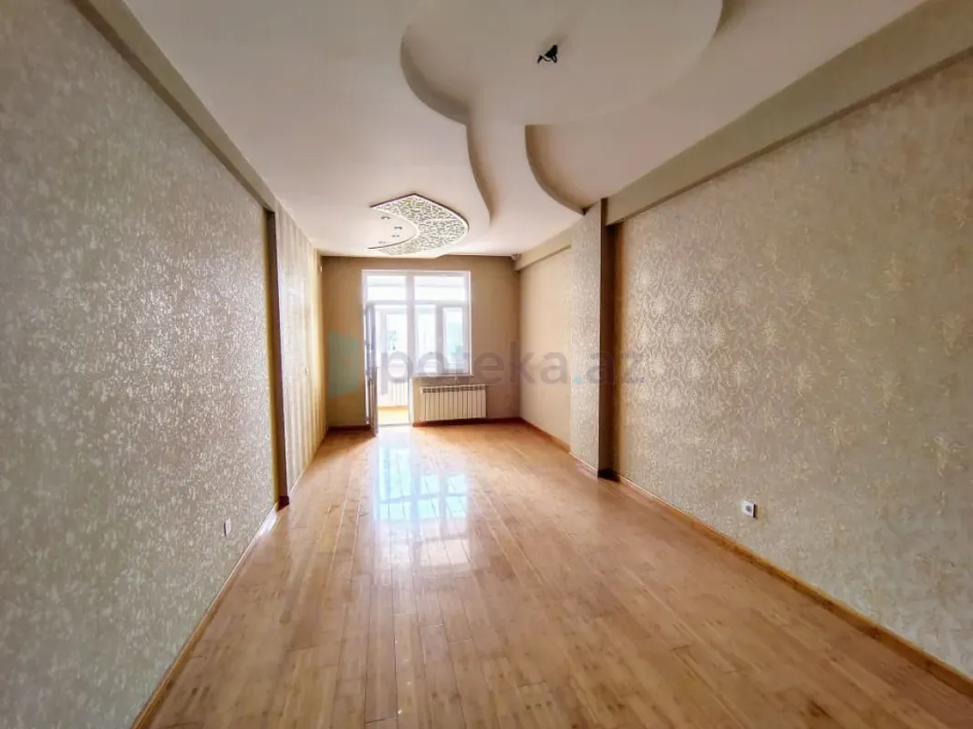 Satılır 3 otaqlı yeni tikili 140 m²