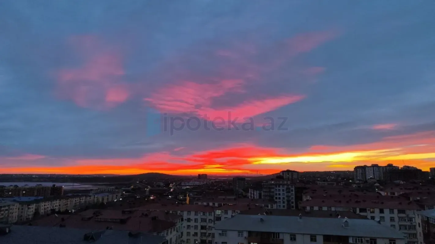 Satılır 3 otaqlı yeni tikili 63 m²