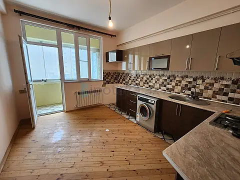 Satılır 3 otaqlı yeni tikili 89 m²