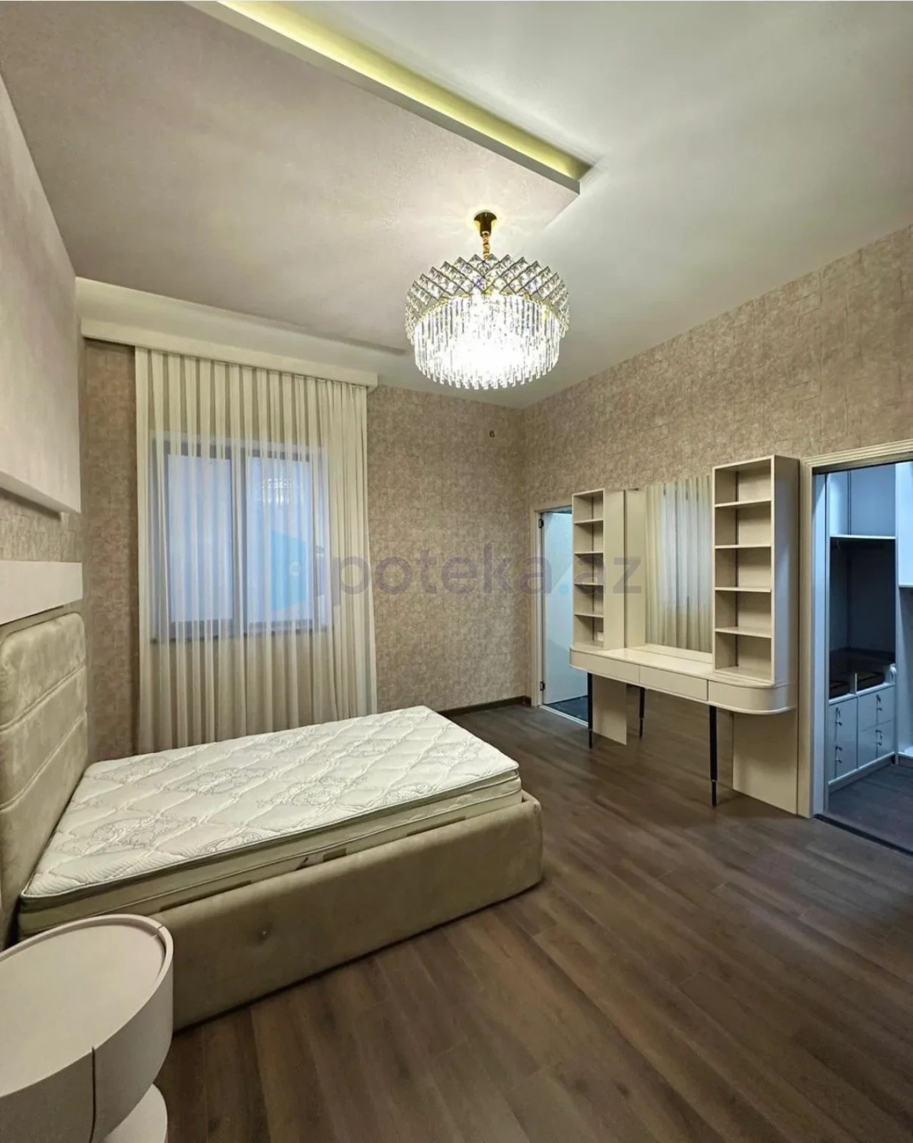 Satılır 5 otaqlı həyət evi 220 m²