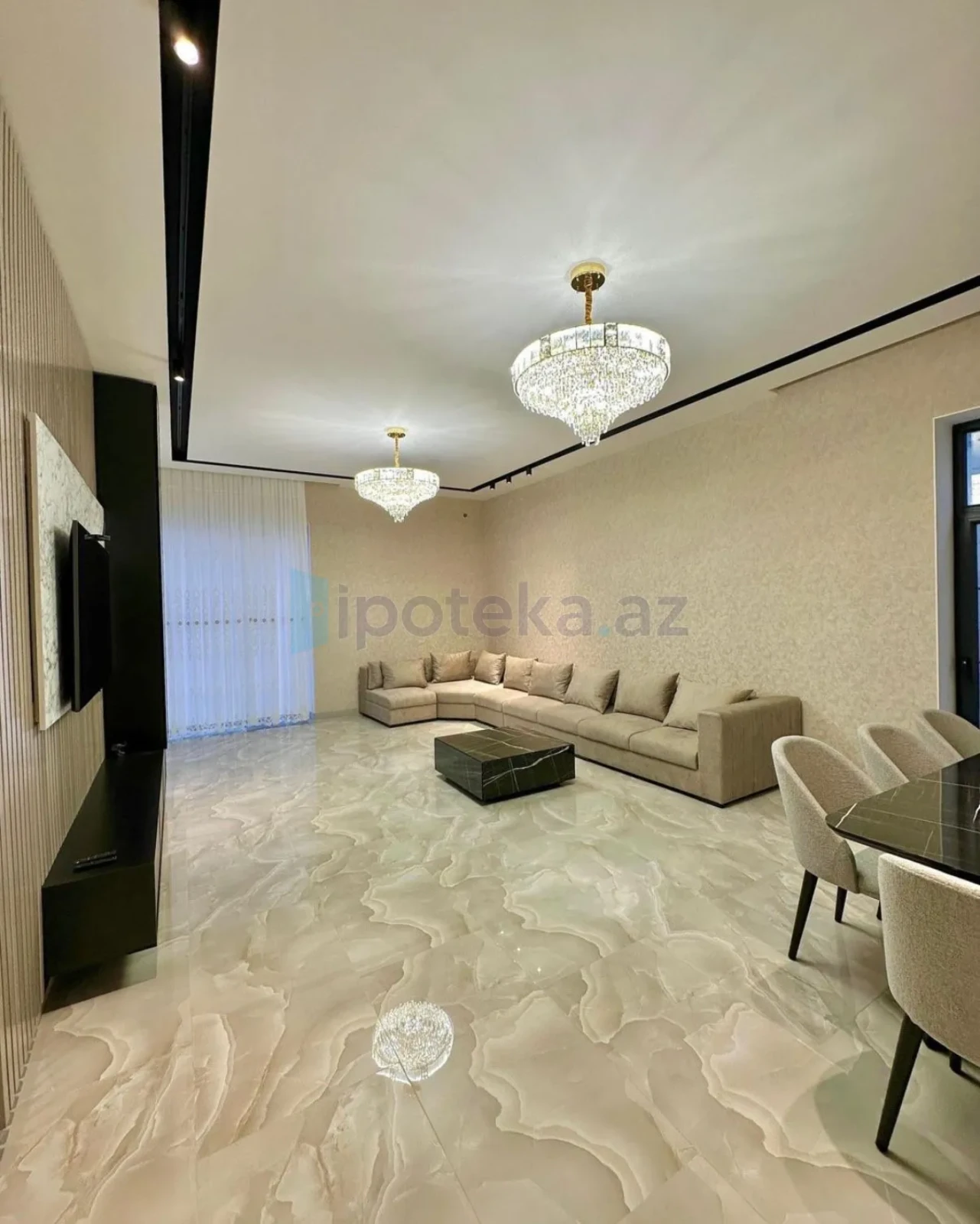 Satılır 5 otaqlı həyət evi 220 m²