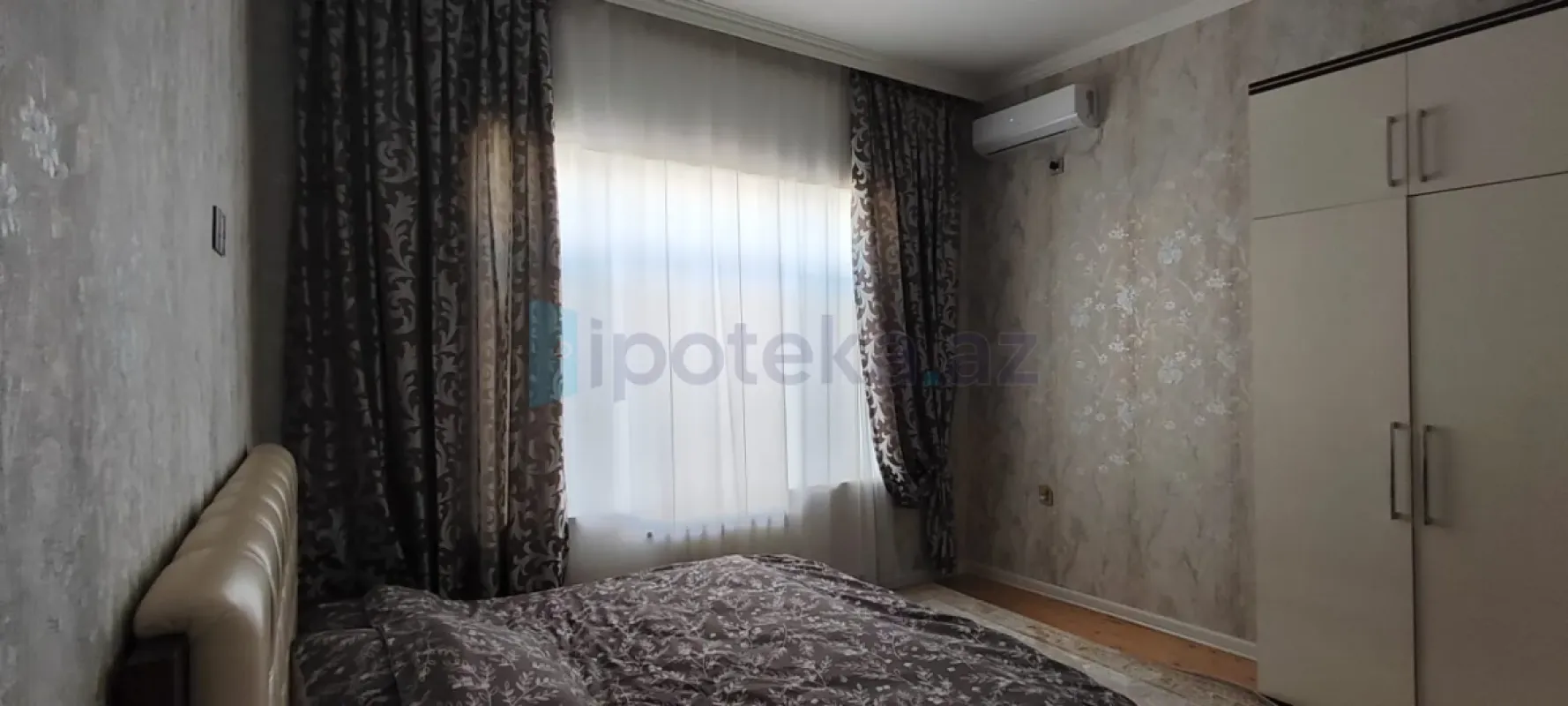Satılır 4 otaqlı həyət evi 128 m²