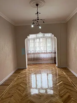 Satılır 4 otaqlı köhnə tikili 100 m² — Bakı, Əhmədli 4 otaq 100.00 m²