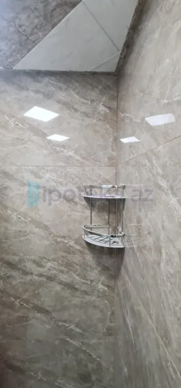 Satılır 2 otaqlı köhnə tikili 60 m²
