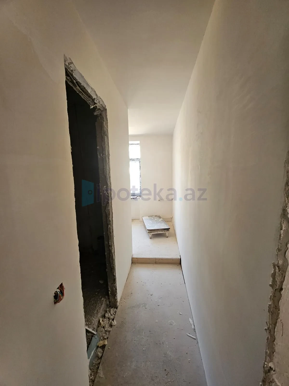 Satılır 2 otaqlı köhnə tikili 35 m²