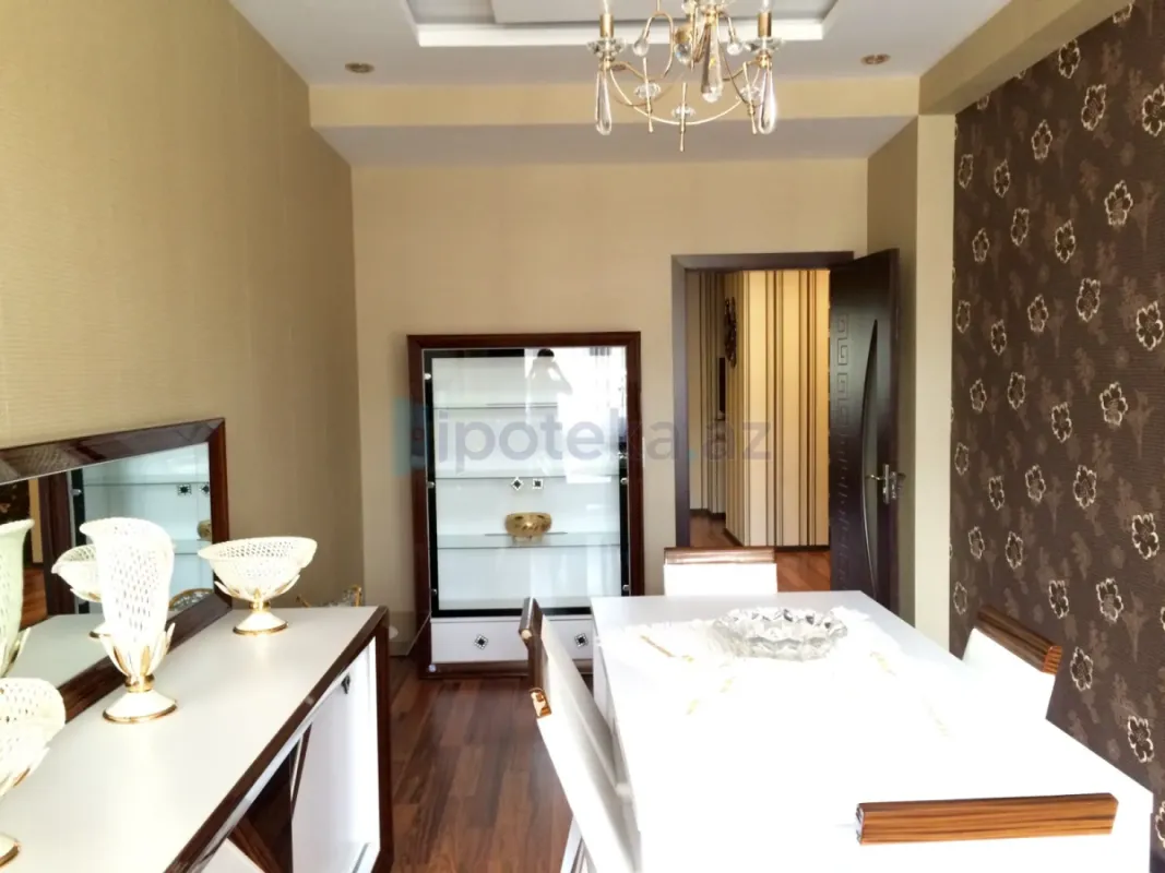 Satılır 4 otaqlı yeni tikili 117 m²