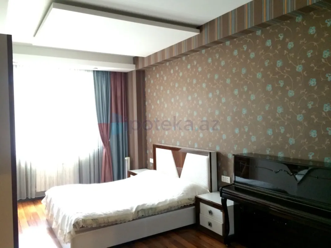 Satılır 4 otaqlı yeni tikili 117 m²
