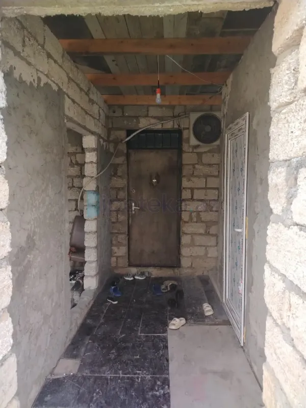 Satılır 4 otaqlı həyət evi 120 m²