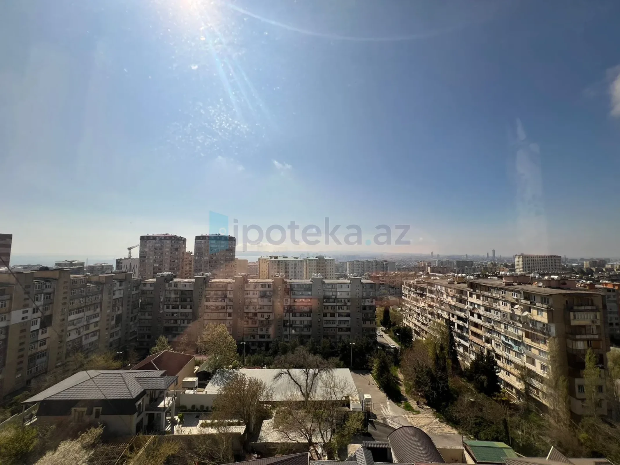 Satılır 3 otaqlı köhnə tikili 75 m²