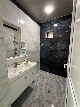Satılır 4 otaqlı həyət evi 186 m²