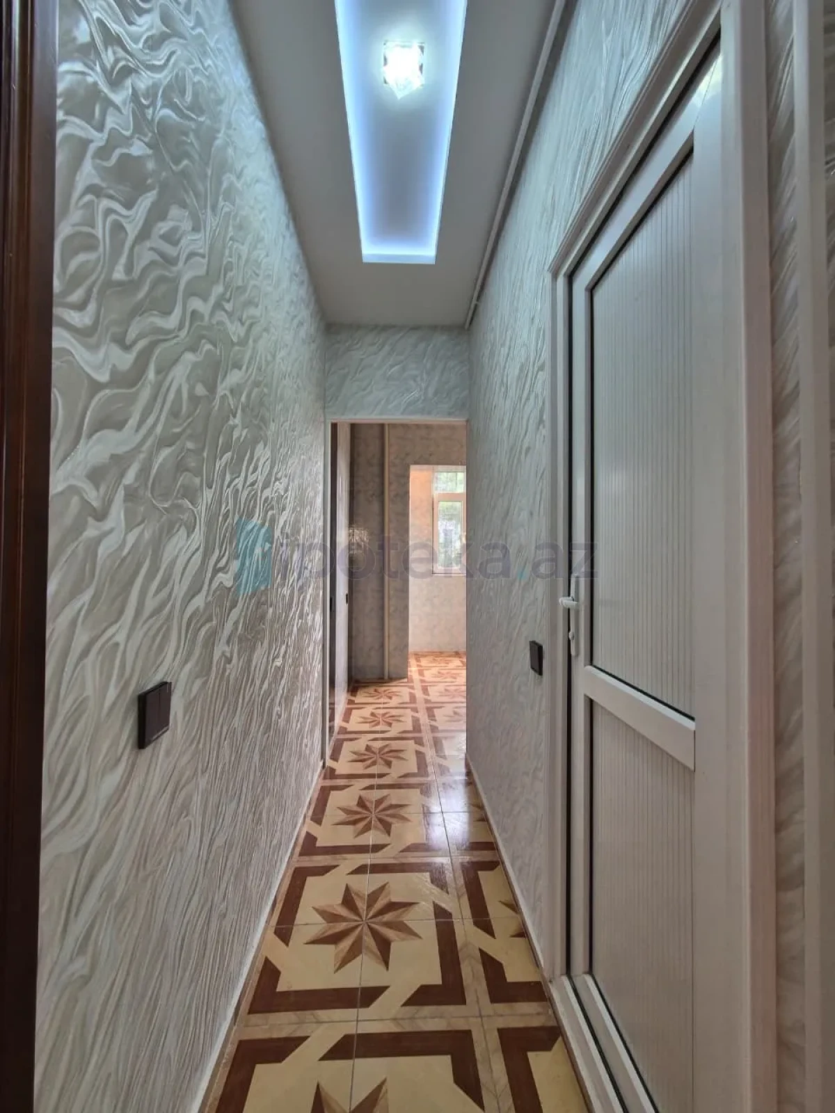 Satılır 3 otaqlı köhnə tikili 86 m²