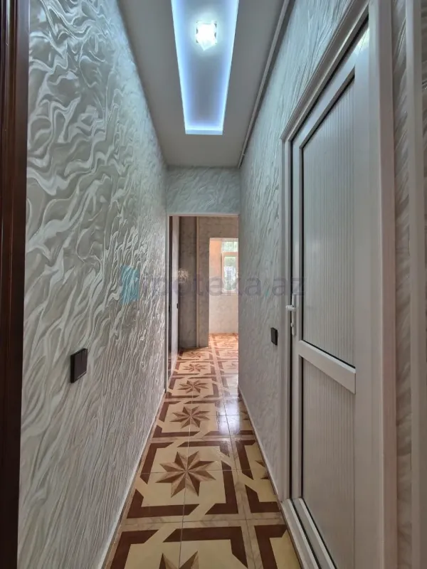 Satılır 3 otaqlı köhnə tikili 86 m²