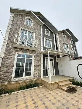 Satılır 5 otaqlı həyət evi 210 m²