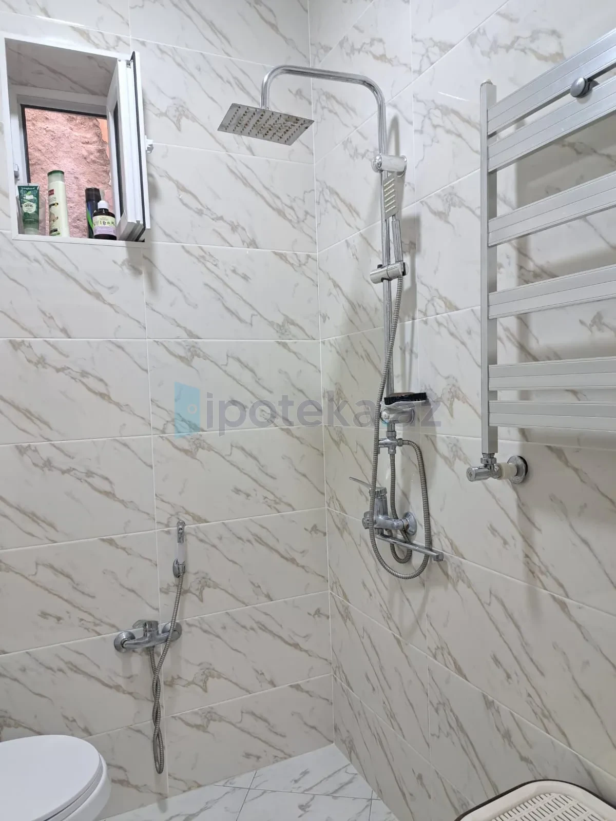 Satılır 3 otaqlı həyət evi 65 m²