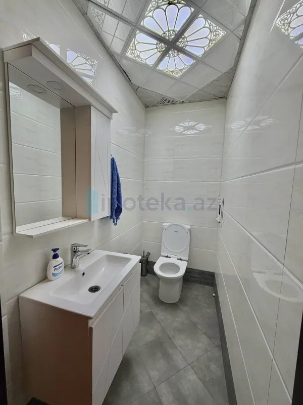 Satılır 3 otaqlı yeni tikili 165 m²