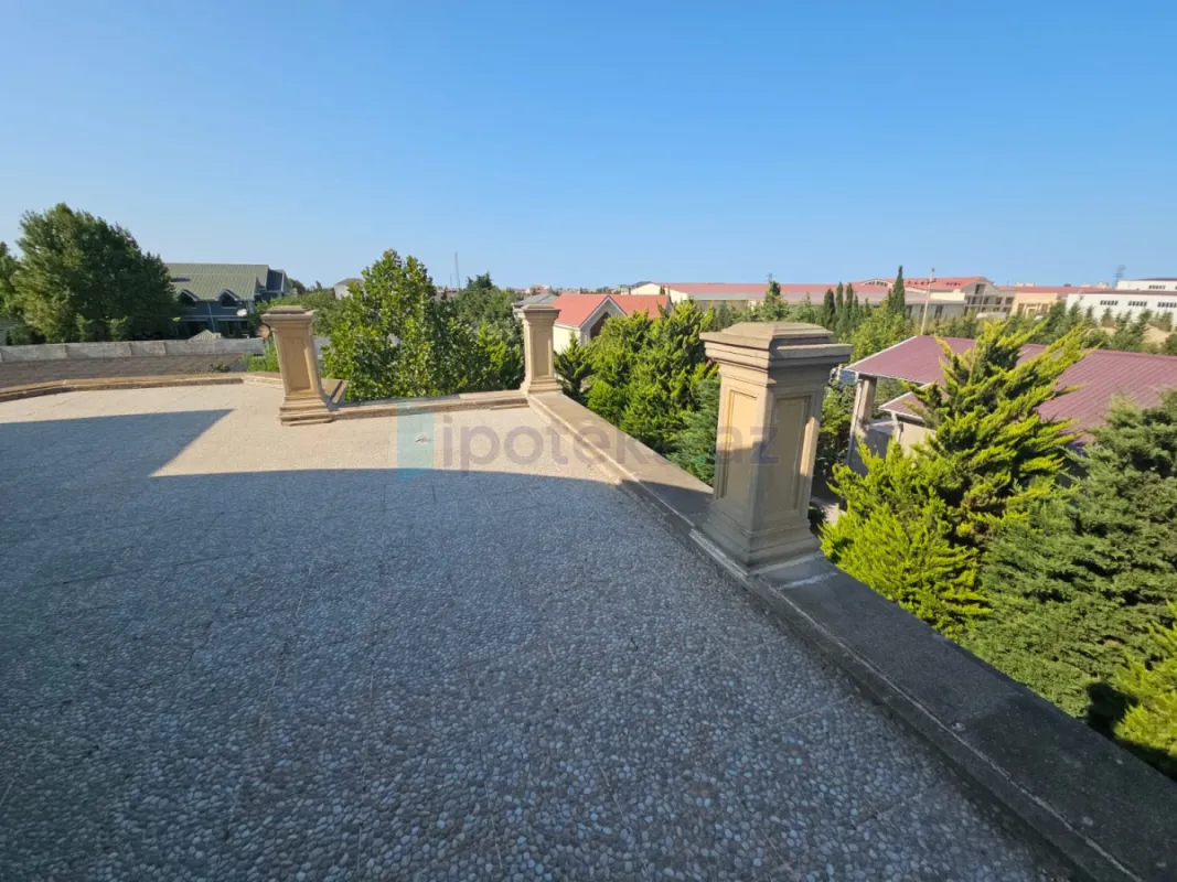 Satılır 6 otaqlı mənzil 600 m²