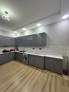 Satılır 5 otaqlı həyət evi 239 m²