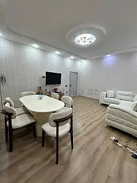 Satılır 5 otaqlı həyət evi 239 m²