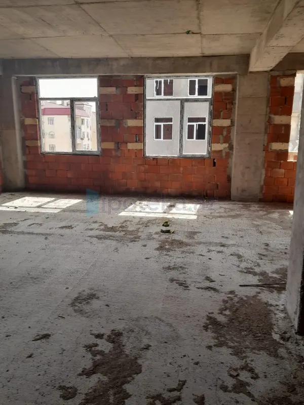 Satılır 3 otaqlı yeni tikili 92 m²