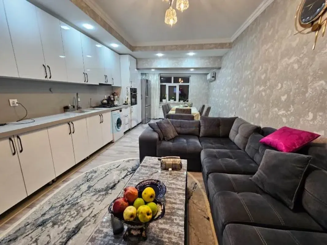 Satılır 3 otaqlı yeni tikili 95 m²