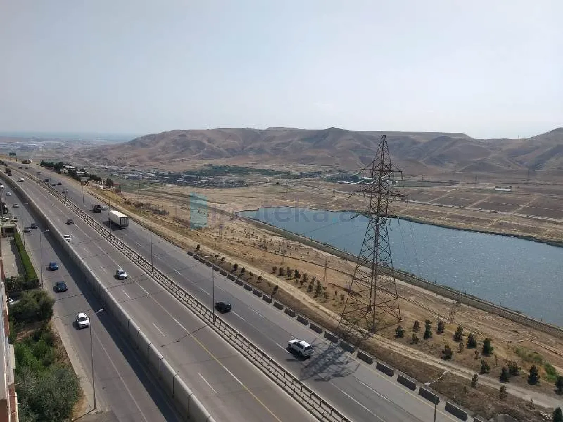 Satılır 3 otaqlı yeni tikili 95 m²