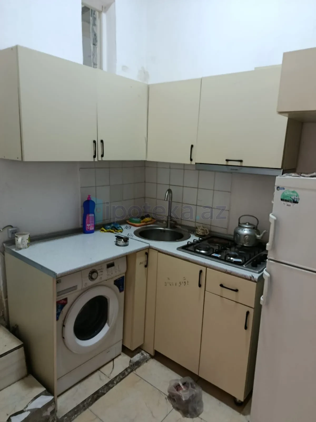 Satılır 2 otaqlı köhnə tikili 40 m²