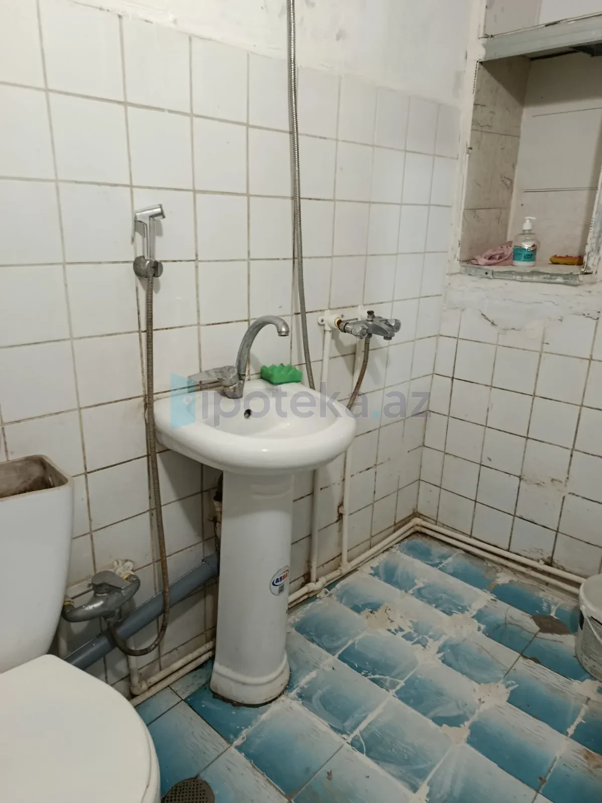 Satılır 2 otaqlı köhnə tikili 40 m²