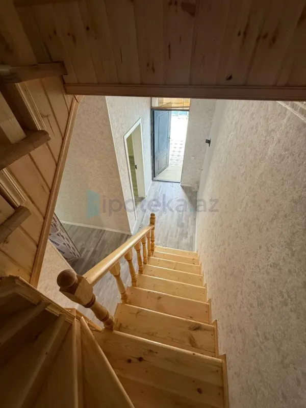 Satılır 4 otaqlı həyət evi 130 m²