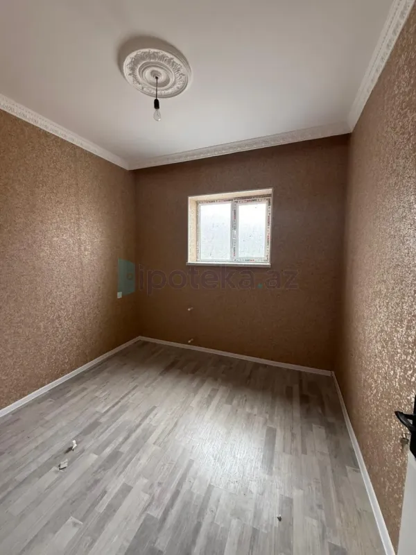 Satılır 4 otaqlı həyət evi 130 m²