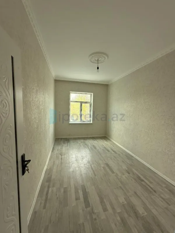 Satılır 4 otaqlı həyət evi 130 m²