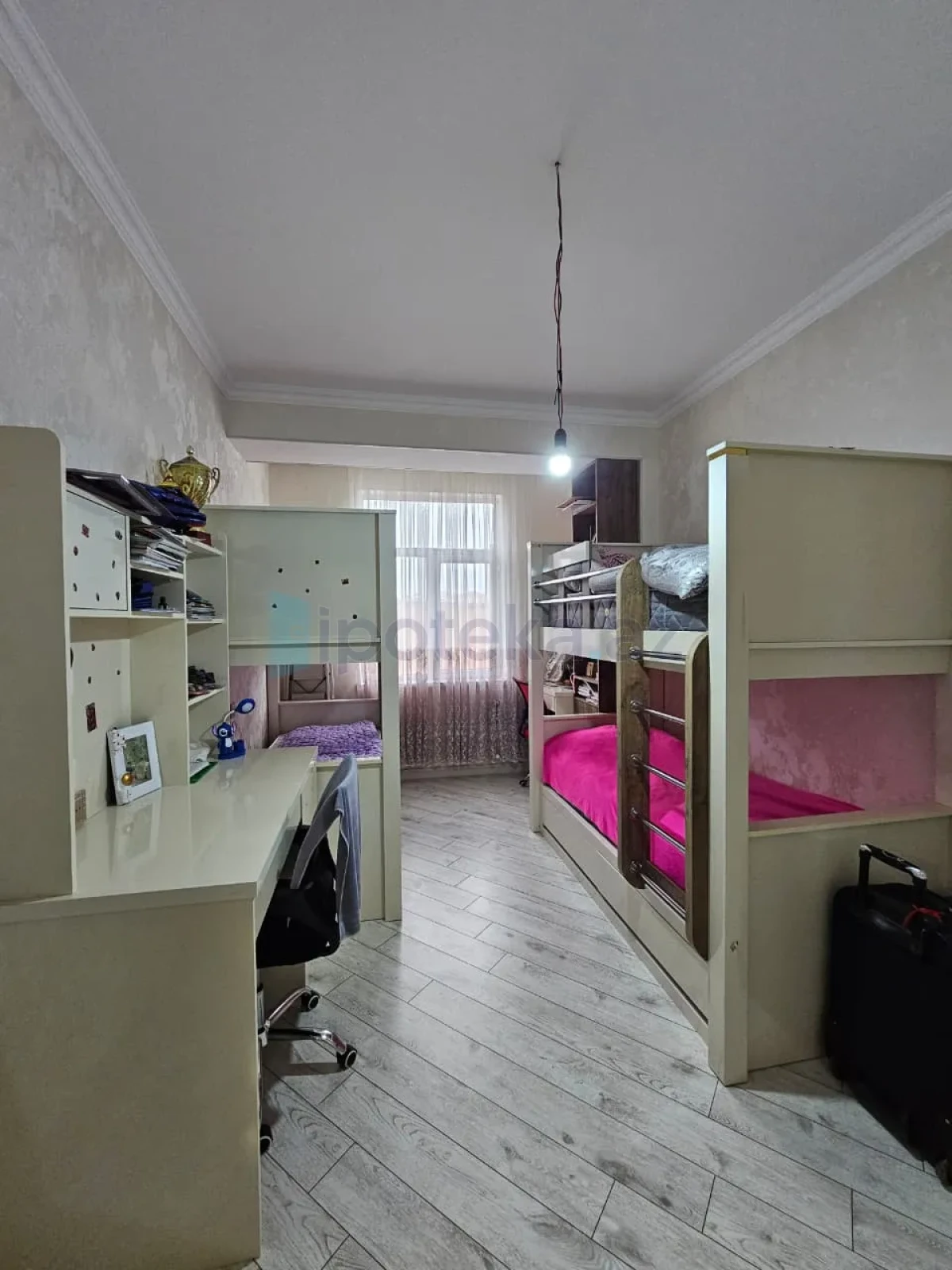 Satılır 3 otaqlı yeni tikili 78 m²